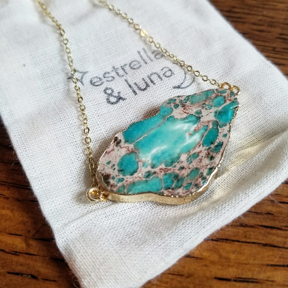 Estrella & Luna Jewelry - Last 1!💥HP💥Gorgeous Boho Natural Stone Necklace